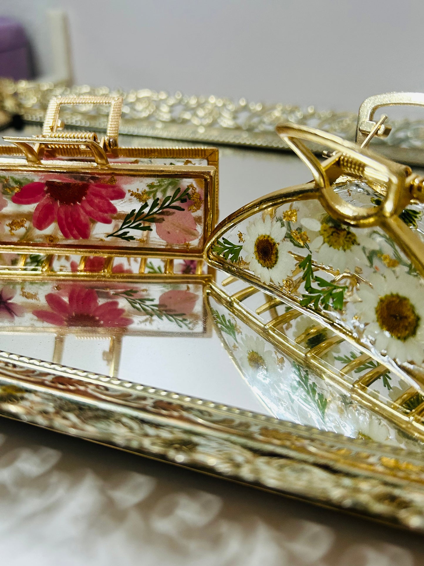 Gold floral claw clips