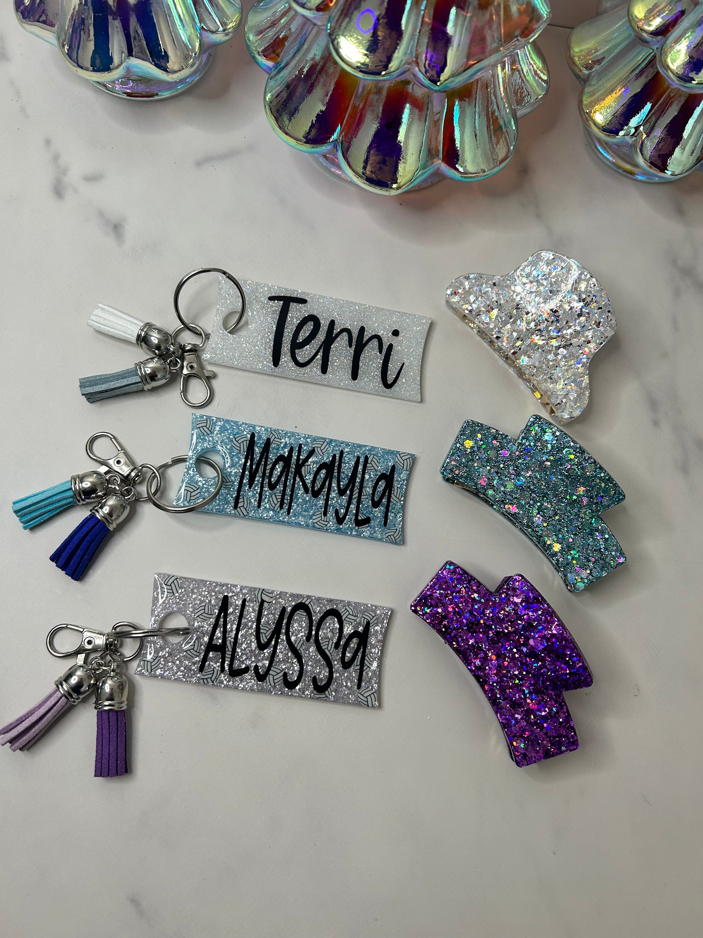 Claw clip/bag tag