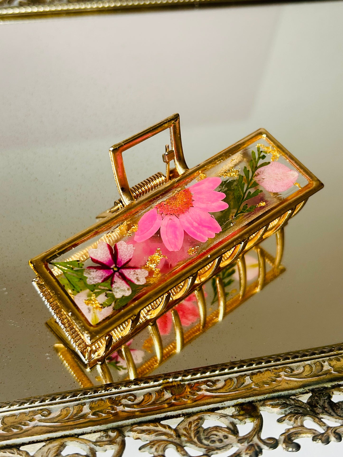 Gold floral claw clips
