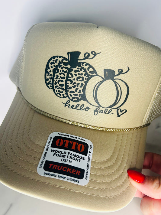 Beige fall trucker hat